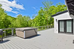 1104 Buttermilk Falls Rd, East Stroudsburg, PA 18301 - Photo 59