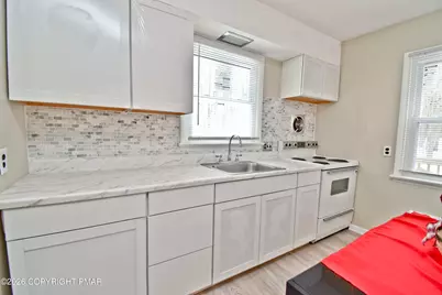  34 Walbert Drive, Stroudsburg, PA 18360 - Photo 3