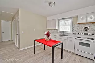 34 Walbert Dr, Stroudsburg, PA 18360 - Photo 5