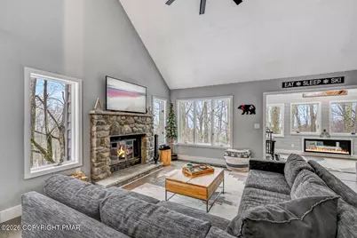  59 Midway Circle, Lake Harmony, PA 18624 - Photo 15