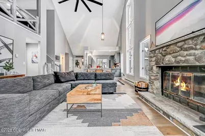  59 Midway Circle, Lake Harmony, PA 18624 - Photo 13