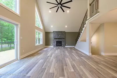  409 Towamensing Trail, Albrightsville, PA 18210 - Photo 7