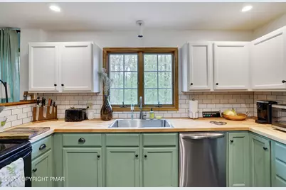  113 Hemlock Road, Tannersville, PA 18372 - Photo 9