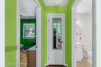  1112 Seven Nations Drive, Tobyhanna, PA 18466 - Photo 25