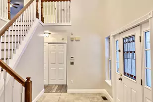 2015 Gorden Ridge Dr, East Stroudsburg, PA 18302 - Photo 5