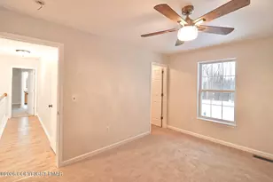 2015 Gorden Ridge Dr, East Stroudsburg, PA 18302 - Photo 27