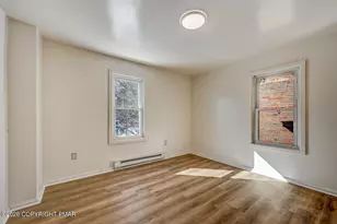 113 N 1st St, Stroudsburg, PA 18360 - Photo 23