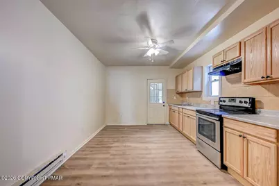  113 N 1st Street, Stroudsburg, PA 18360 - Photo 17