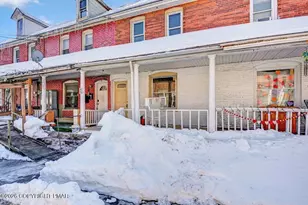 113 N 1st St, Stroudsburg, PA 18360 - Photo 3