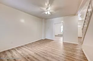 113 N 1st St, Stroudsburg, PA 18360 - Photo 13