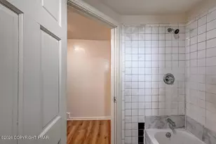 113 N 1st St, Stroudsburg, PA 18360 - Photo 29