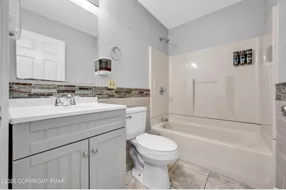  252 Greenbriar Circle, Tobyhanna, PA 18466 - Photo 23