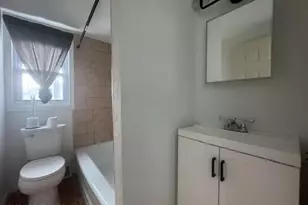 16 E Main St, Pen Argyl, PA 18072 - Photo 13