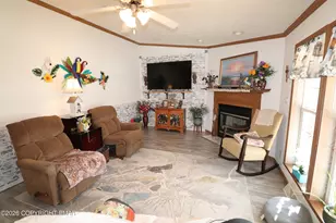 1233 Valley Forge Dr, Walnutport, PA 18088 - Photo 17