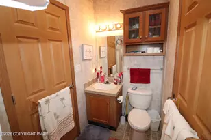 1233 Valley Forge Dr, Walnutport, PA 18088 - Photo 31