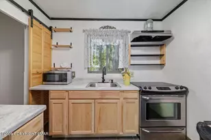 9205 Westwood Dr, Tobyhanna, PA 18466 - Photo 17