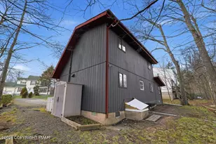 9205 Westwood Dr, Tobyhanna, PA 18466 - Photo 23
