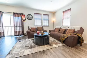 1031 Turnstone Dr, Fogelsville, PA 18051 - Photo 7