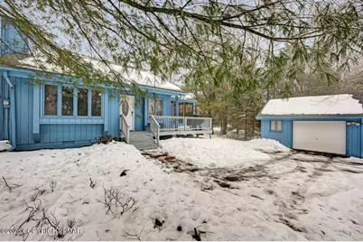  428 Cedar Drive, Long Pond, PA 18334 - Photo 3