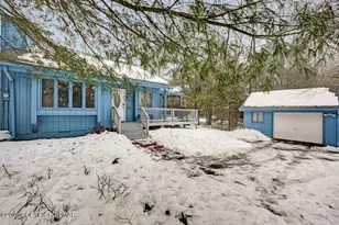 428 Cedar Dr, Long Pond, PA 18334 - Photo 3