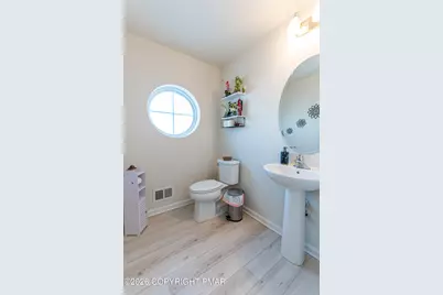  164 Maureen Lane, Allentown, PA 18104 - Photo 17