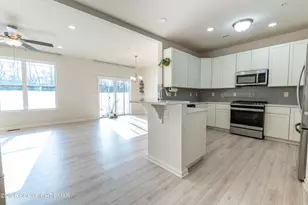 164 Maureen Ln, Allentown, PA 18104 - Photo 5