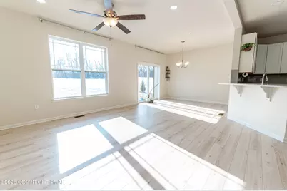  164 Maureen Lane, Allentown, PA 18104 - Photo 9