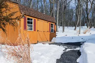 105 Hummingbird Trl, Bushkill, PA 18324 - Photo 33