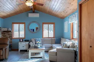 105 Hummingbird Trl, Bushkill, PA 18324 - Photo 15