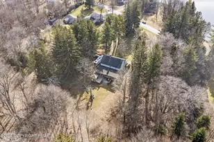 2101 Lakeside Dr, Tobyhanna, PA 18466 - Photo 7