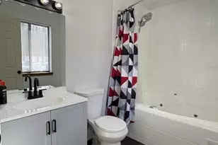 337 Crewe Ct, Bushkill, PA 18324 - Photo 11