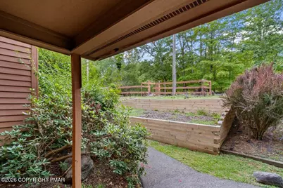  337 Crewe Court, Bushkill, PA 18324 - Photo 23