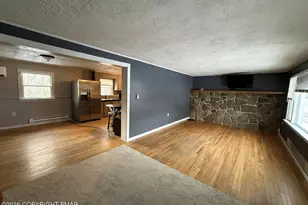 175 Bollinger Dr, Mount Bethel, PA 18343 - Photo 3