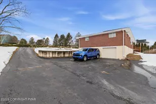 194 Countryside Dr, Brodheadsville, PA 18322 - Photo 37