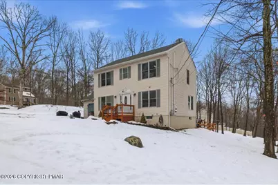  120 Linn Circle, Bushkill, PA 18324 - Photo 3