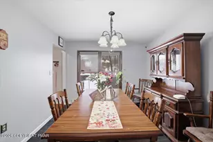 120 Linn Cir, Bushkill, PA 18324 - Photo 17