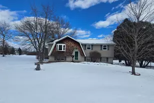 238 Kevin Ln, Brodheadsville, PA 18322 - Photo 1