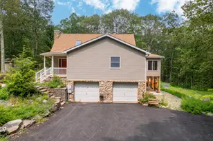 142 Bloss Rd, Greentown, PA 18325 - Photo 11