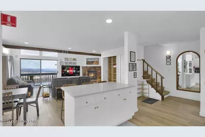  270 Big Pocono Pass, Tannersville, PA 18372 - Photo 7