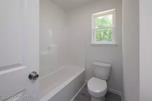 1125 Glouster Rd, Tobyhanna, PA 18466 - Photo 33