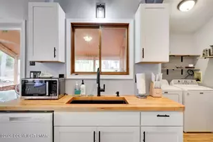 242 St Andrews Dr, Middle Smithfield, PA 18324 - Photo 17