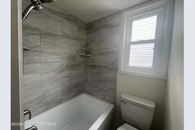  16-18 E Main Street, Pen Argyl, PA 18072 - Photo 19