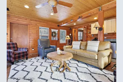  115 Crest Drive, Lake Harmony, PA 18624 - Photo 15