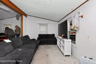 1016 Spruce Ln, Breinigsville, PA 18031 - Photo 9