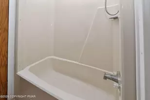 1016 Spruce Ln, Breinigsville, PA 18031 - Photo 25