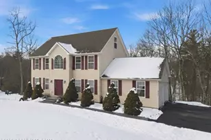 2322 Southridge Dr, East Stroudsburg, PA 18302 - Photo 3