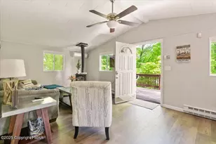 102 Sweet Briar Rd, Pocono Pines, PA 18350 - Photo 17