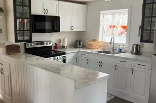 2631 Foxledge Dr, Tobyhanna, PA 18466 - Photo 13