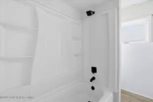 25 N 5th St, Bangor, PA 18013 - Photo 23