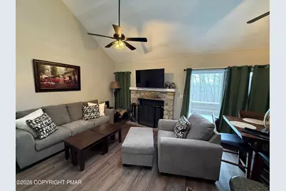  71 Snow Plow Hill, Lake Harmony, PA 18624 - Photo 3